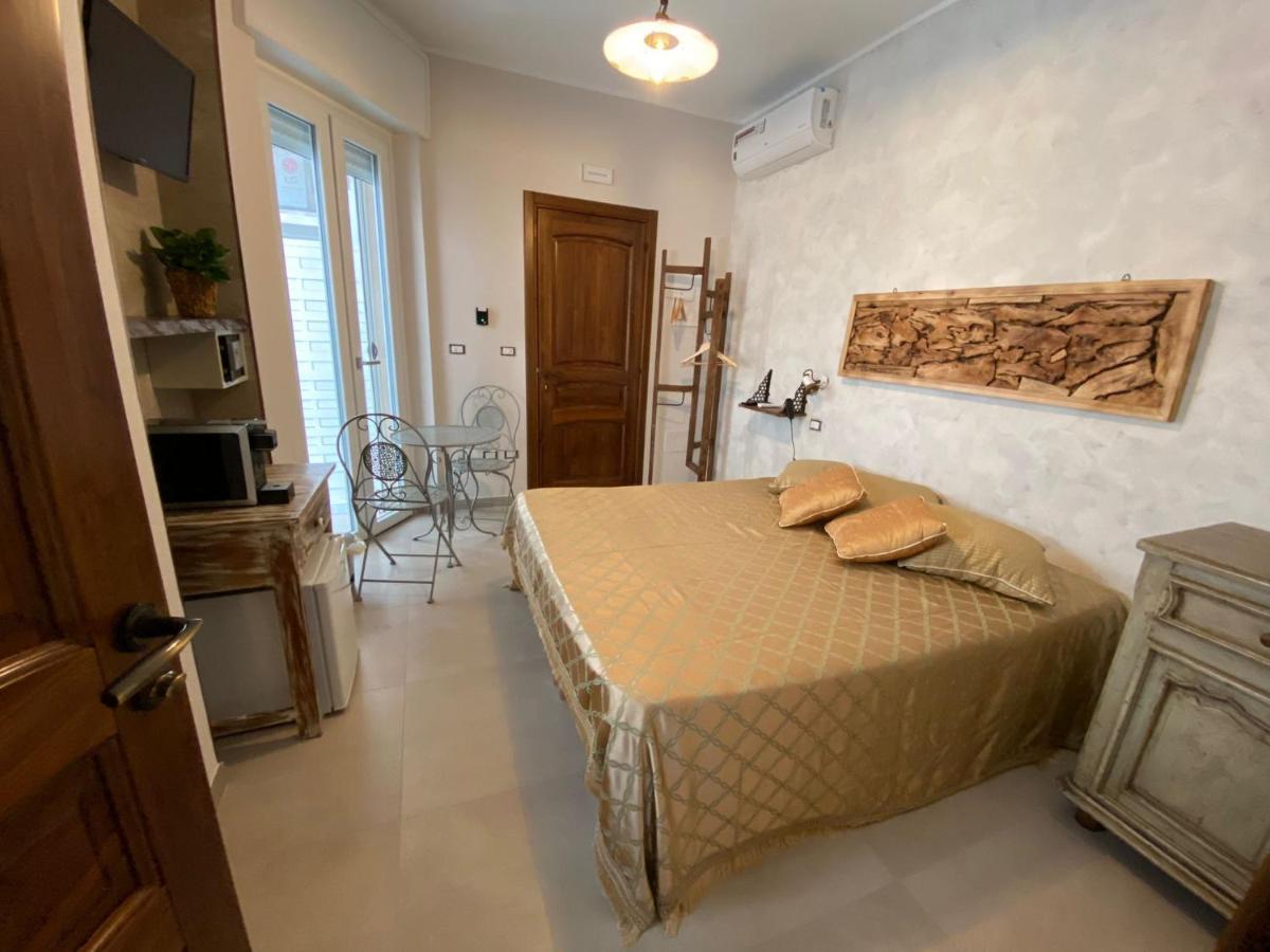 La Fontanella Bed & Breakfast Lecce Dış mekan fotoğraf